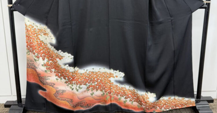 留袖をドレスにリメイク